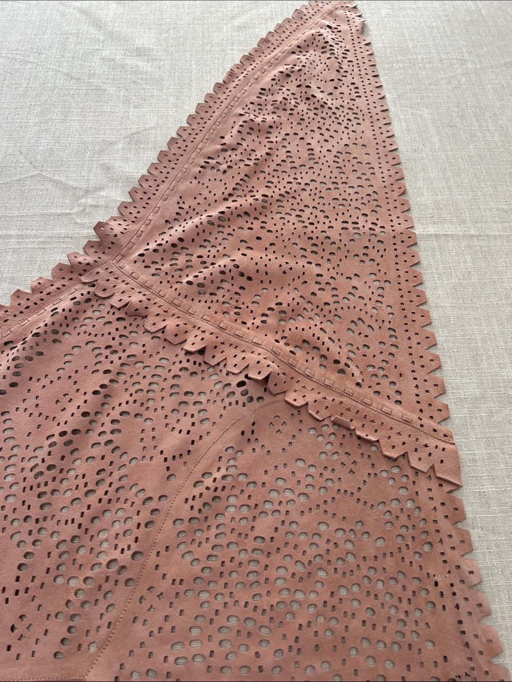 Kerry Grima Dusty Rose Laser-Cut Suede? Western Bohemian Festival Shawl Wrap - Picture 8 of 16